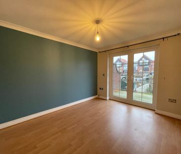 4 bedroom terraced house to rent - Photo 2