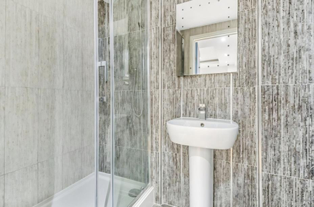 1 bedroom flat to rent - Photo 5