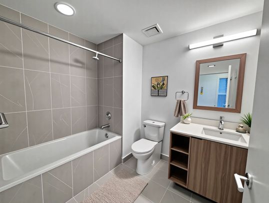 For Lease - 1037 The Queensway N/A Unit# 622, Toronto, Ontario - Photo 1