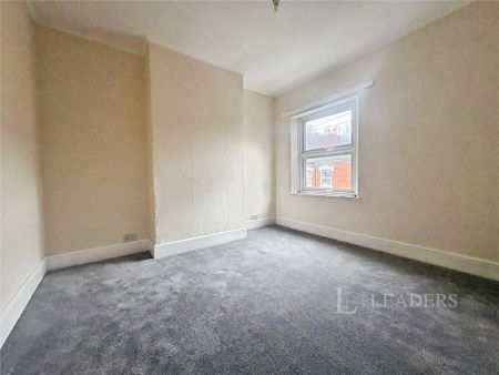 3 bedroom terraced house to rent - Photo 4