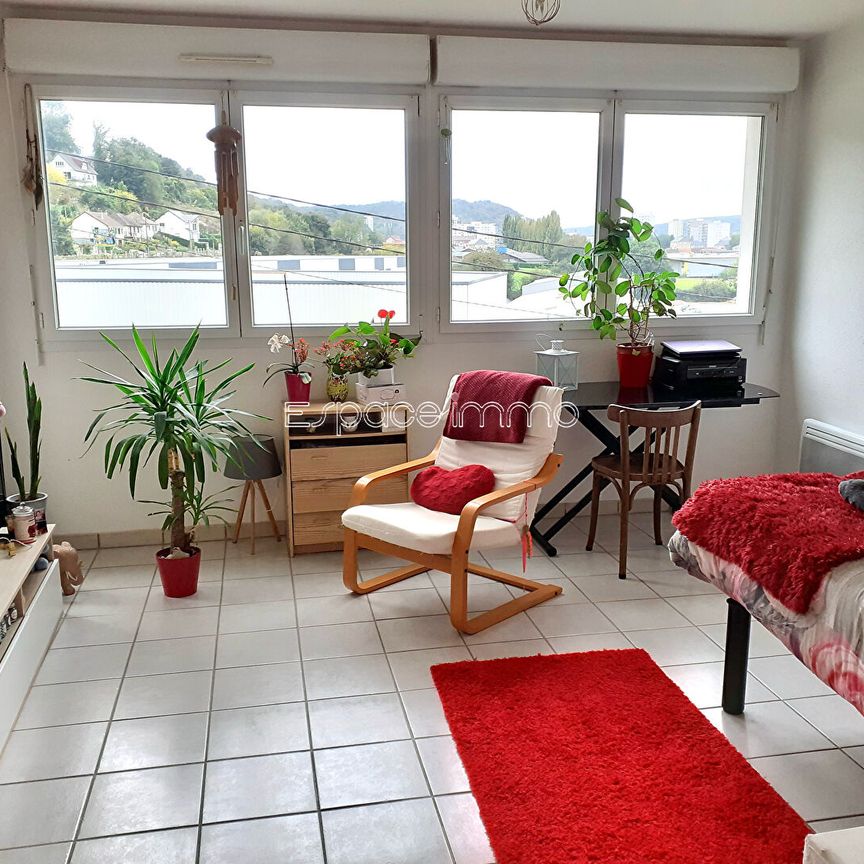 Location Appartement 1 pièce 35m² BAPEAUME LES ROUEN 76380 - Photo 1