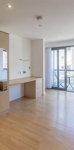 Constantine Street, Plymouth - Photo 1