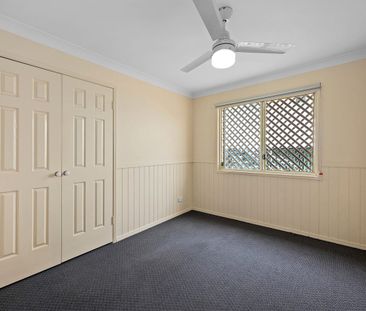 Fully fenced 3-bedroom home! - Photo 3