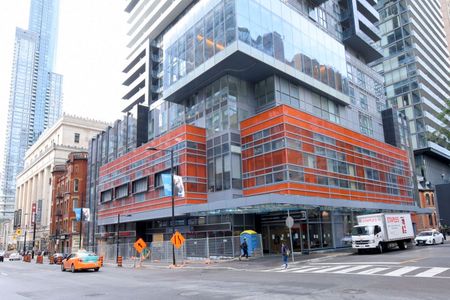 For Lease - 7 Grenville Street Unit# 5712, Toronto, Ontario - Photo 4