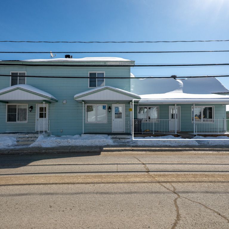 BEAU 4 1/2 - LIBRE IMMÉDIATEMENT - Photo 1