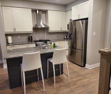 For Lease - 13 Eberhardt Drive, Wasaga Beach, Ontario - Photo 3