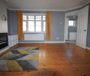 8 Anderson Crescent, Derry, Londonderry, BT47 2BY - Photo 2