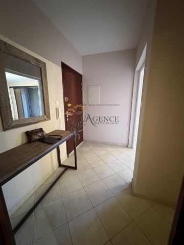 Location Appartement 4 pièces 88m² BASTIA 20200 - Photo 4