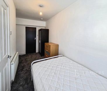 House share to rent - Photo 2