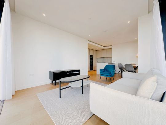 2 Bedroom 1 Bathroom Flat2509 - Photo 1