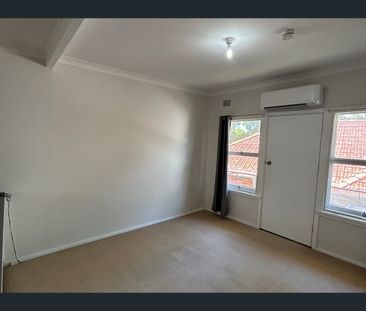 2/9 Arnold Street, Charlestown, NSW 2290 - Photo 4