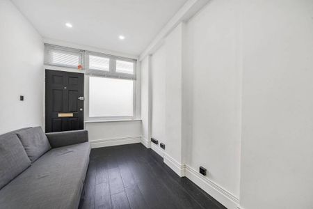 Studio to rent - Photo 2