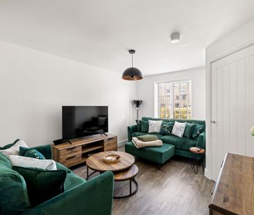 3 bedroom terraced house to rent - Photo 1