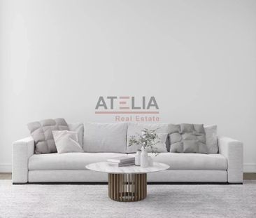 Renovated studio with balcony - Photo 1