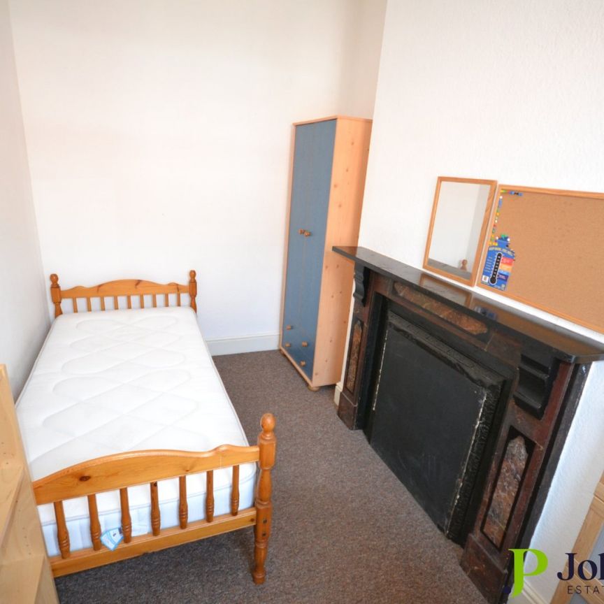 Centaur Road, Earlsdon, Coventry, CV5 6LG - Photo 1