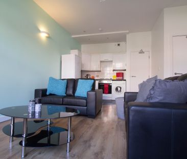 57 BEECHWOOD VIEW Leeds - LS4 2LP - Photo 1