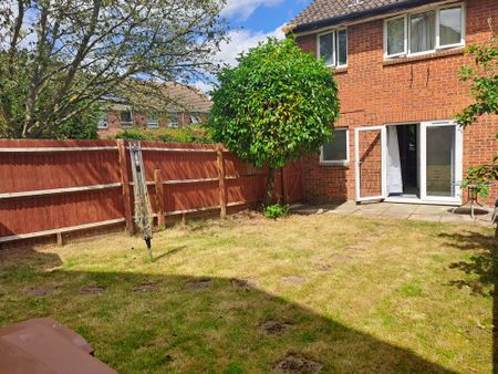 Newly Refurbished 1 Bedroom Maisonette with Fantastic Garden to Rent in Welwyn Garden City - Photo 5