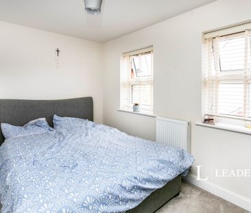 2 bedroom house to rent Frideswide Street, MK18 - Photo 3