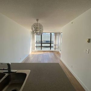 (DPMonline.ca) Modern 1 Bed + Den, The Heart Of Vancouver’s Downtown! - Photo 2