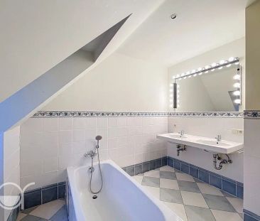 Mooie hoeve met bijgebouwen en zicht op kasteel - foto 6
