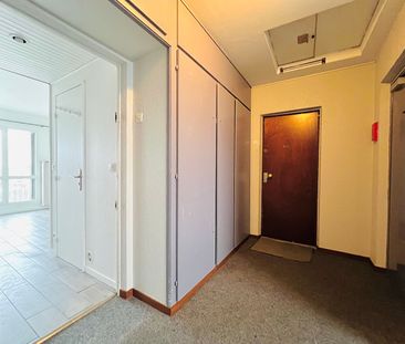 LE BLANC MESNIL - STUDIO AVEC BALCON ET CAVE - 15,65 m2 - Photo 2