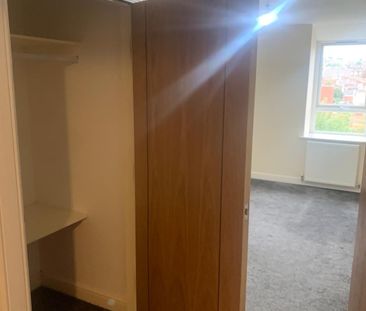 1 Bed Flat, Bradfield Road, S6 - Photo 2