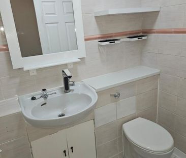 Studio to rent - Photo 6