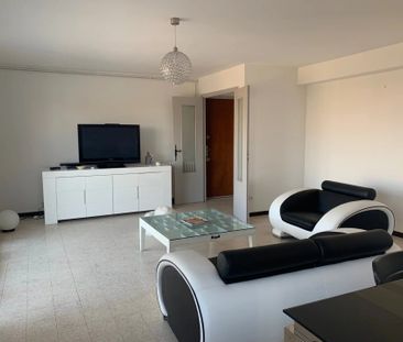 Location Appartement 3 pièces 80 m2 à Perpignan - Photo 3