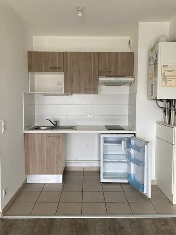 Location Appartement 2 pièces 41m² CENON 33150 - Photo 3