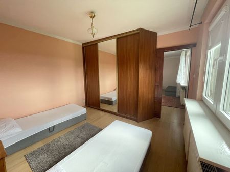 Nieruchomość - Zdjęcie 4