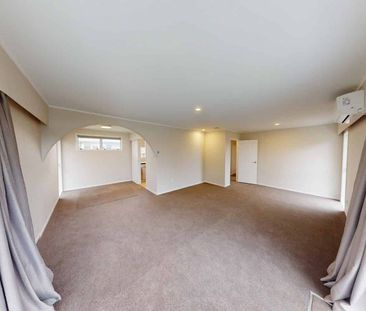 Shannon - 3 bedrooms - Photo 2