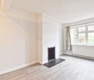 Molesey Road, Walton-on-Thames, KT12 - Photo 1