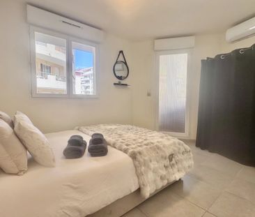 NICE - RUE SMOLLETT - Appartement trois pièces avec possibilité par... - Photo 6