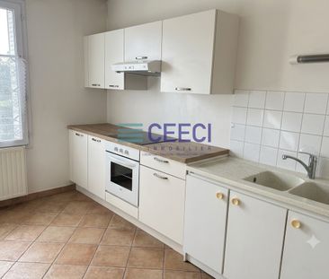 Location Appartement 2 pièces 60m² SOISSONS 02200 - Photo 2
