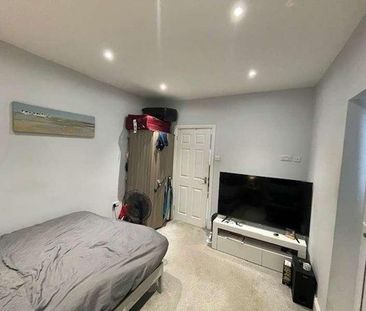 Rm, Aldermans Drive, Peterborough, PE3 - Photo 5