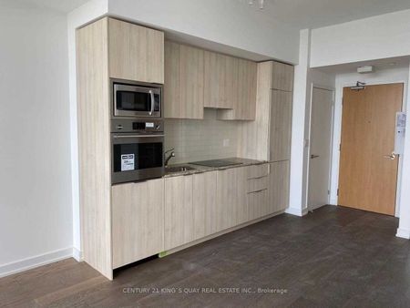 For Lease - 11 Wellesley Street Unit# 5101, Toronto, Ontario - Photo 2