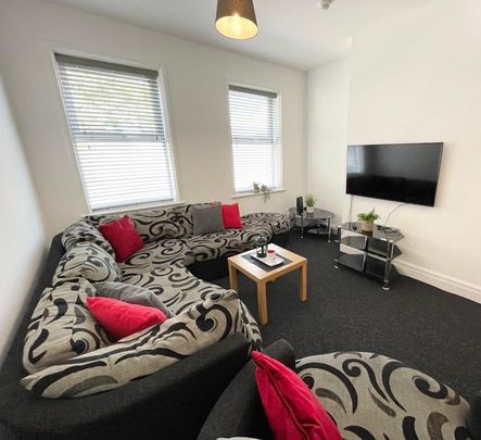 5 bedroom house to rent - Photo 1