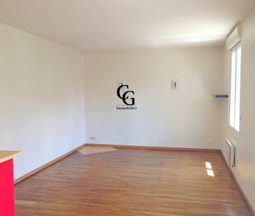 Location Maison 3 pièces 65m² ST SEBASTIEN SUR LOIRE 44230 - Photo 2