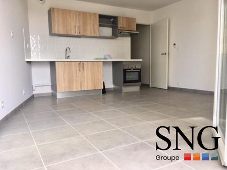 T3 AVEC BALCON ET PARKING - Photo 3