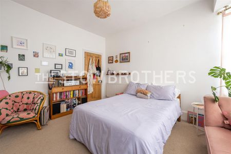 Marlborough Road , E18 1AR - Photo 5