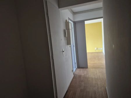 Location appartement 3 pièces - 67m² à Lille (59800) - Photo 3