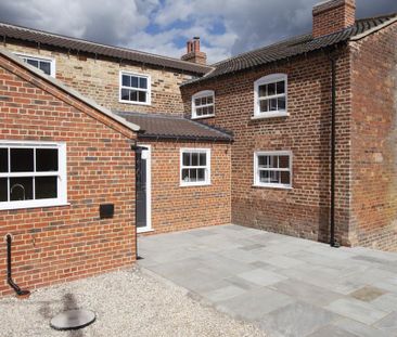 4 bedroom detached house to rent - Photo 1
