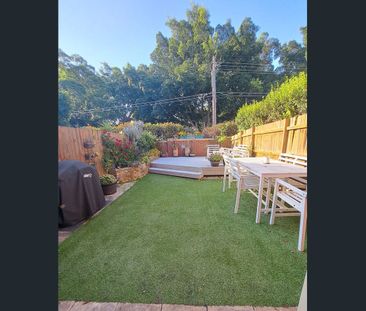 Modern two double bedroom townhouse in a great area – Entertainers ... - Photo 6
