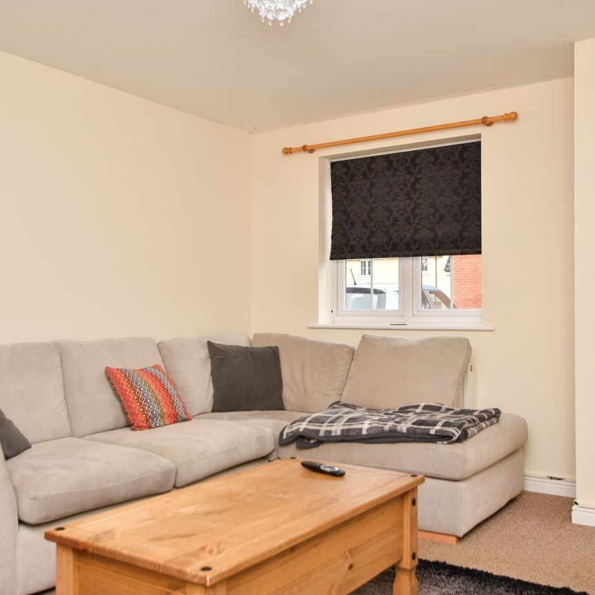 South Wootton - Photo 1