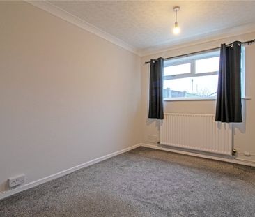 Blackthorn Close, Scunthorpe - Photo 5