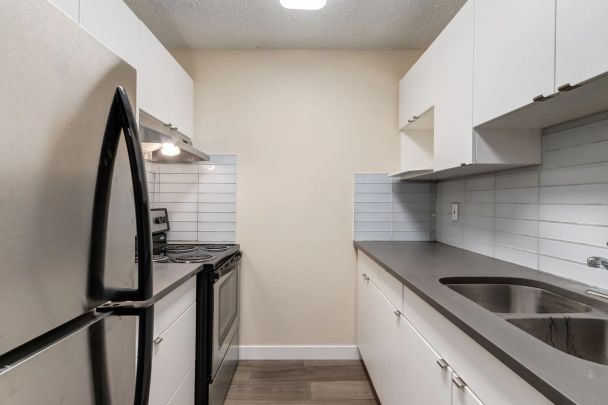 - 2 Bedroom at Chinook Gardens - Photo 1