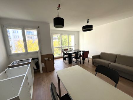 Location Appartement 2 pièces 52m² DEVILLE LES ROUEN 76250 - Photo 3