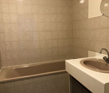 Location Appartement 2 pièces 43m² LAGNY SUR MARNE 77400 - Photo 4