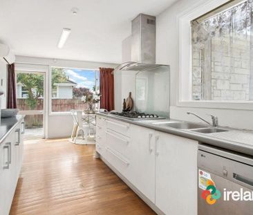 Charming 3-Bedroom Home in Bryndwr - Photo 5