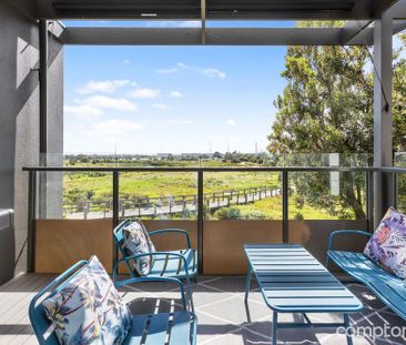 Modern Living with Coastal Charm - Photo 5